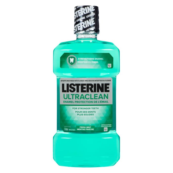 Listerine Ultraclean Enamel Protection Antiseptic Mouthwash with Fluoride Fresh Mint 1 L