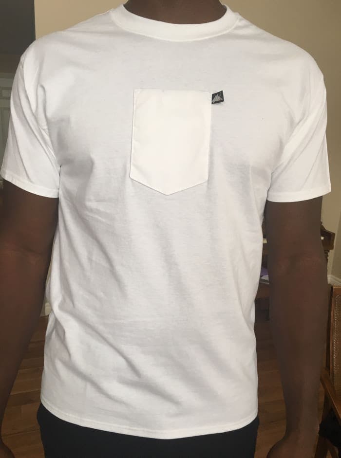 Sleep T-Shirt With Centre Pocket For Pump (Short Sleeved-White)